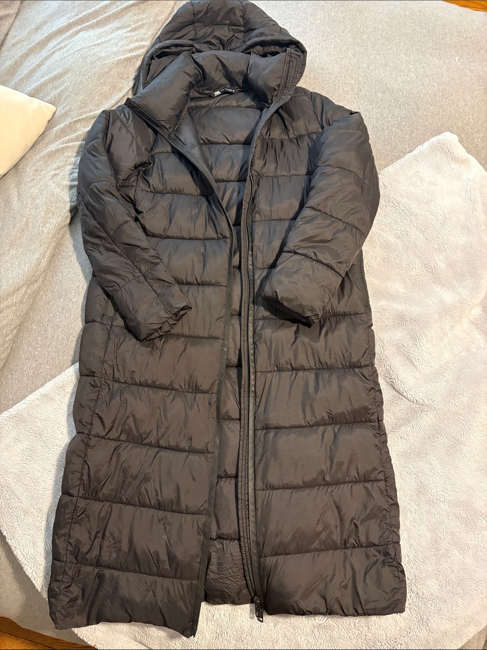 EUC Zara Long Black Quilted Hooded Puffer Coat Size M